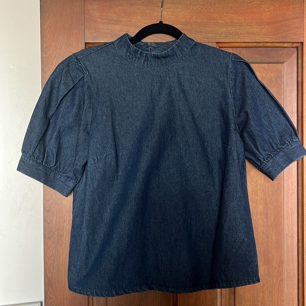 Who What Wear denim short sleeve top